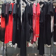 東莞地區(qū)箱包服飾鈕扣配件五金工廠的專業(yè)優(yōu)勢(shì)與市場(chǎng)前景