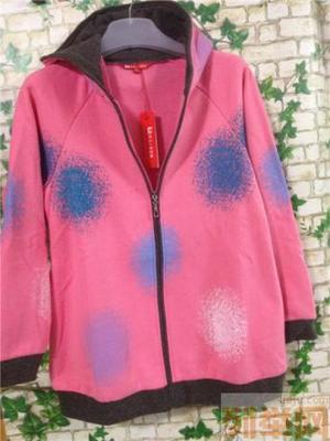 探尋北京便宜尾貨服裝批發(fā) 外貿(mào)春夏裝工廠庫存采購(gòu)指南